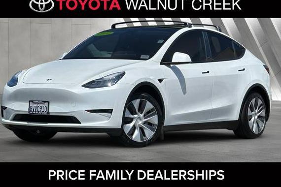 TESLA MODEL Y 2021 5YJYGDEE5MF161655 image